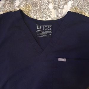 FIGS M navy scrub top